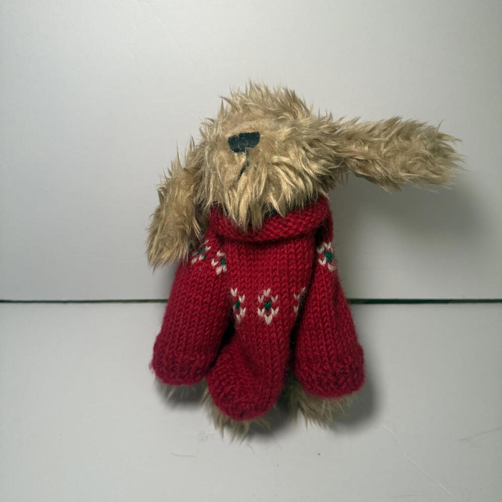 Retired RUSS BERRIE "Fluppy" 10" Plush long floppy eared Dog red knit sweater.‎